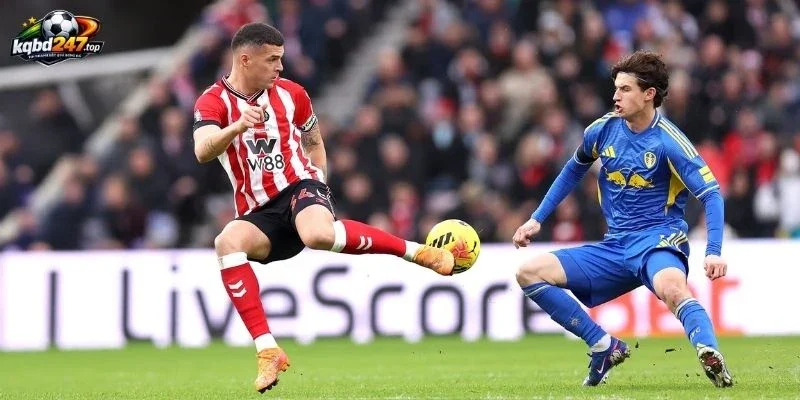 Phong thái ra sân của Sunderland vs Leeds United